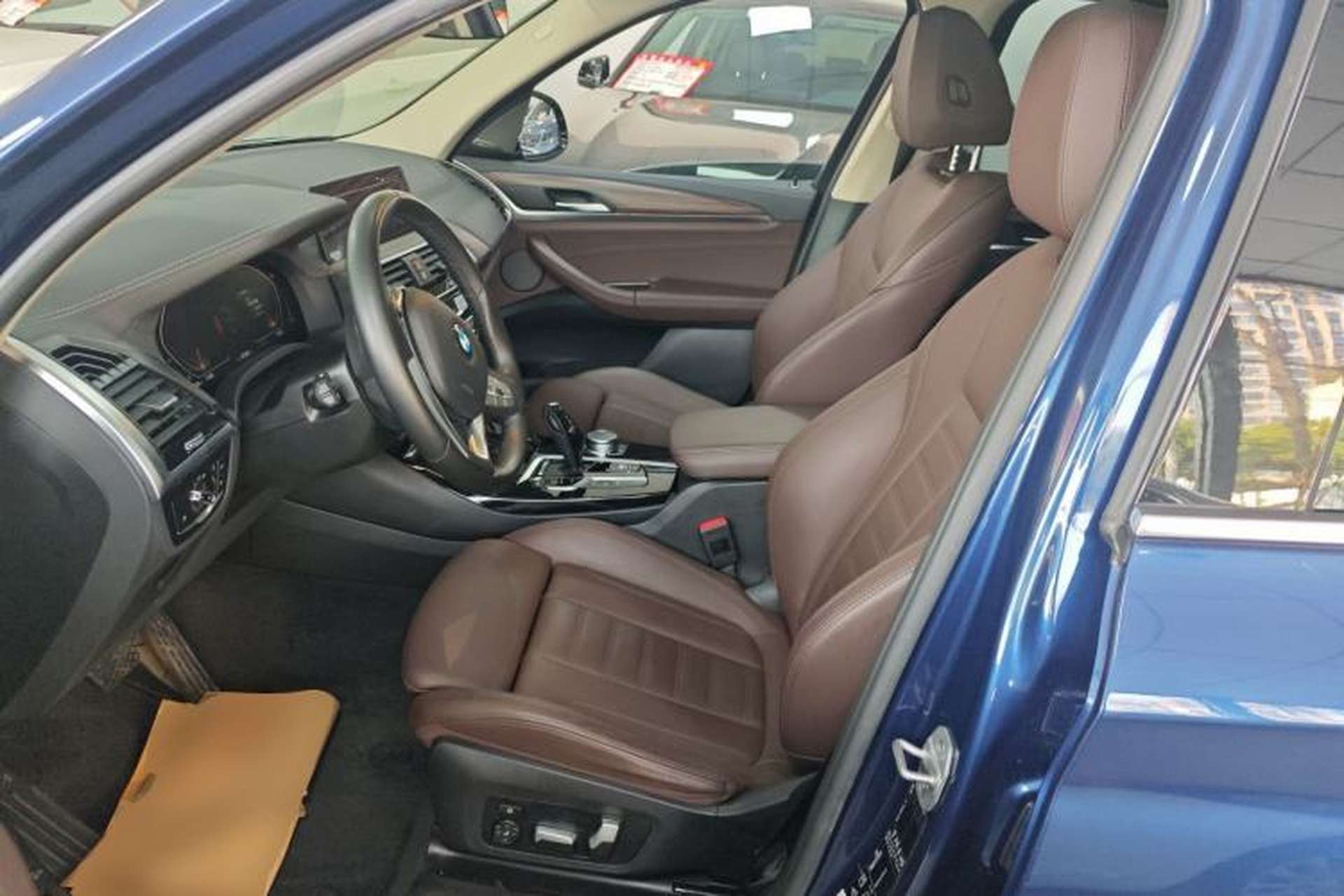 Used BMW X3 2021 xDrive28i Luxury Package Left Front Seat