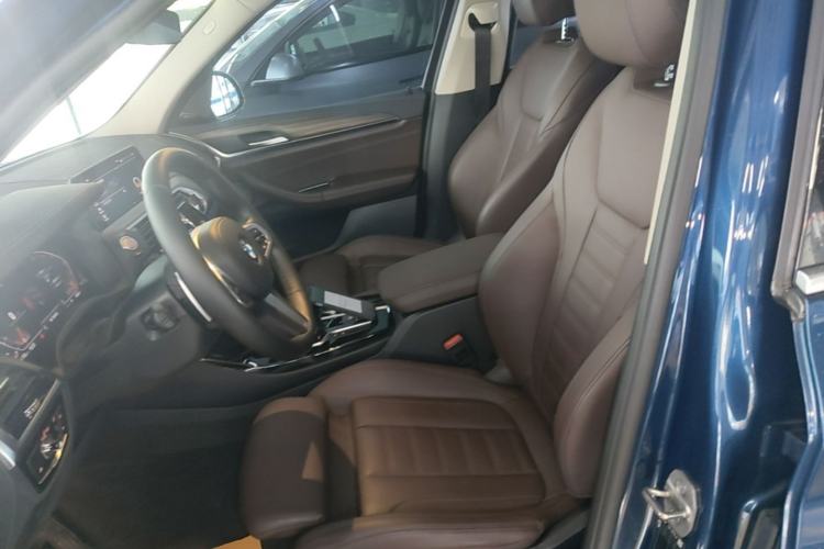 Used BMW X3 2021 xDrive30i Luxury Model with M Sport Package Left Front Seat