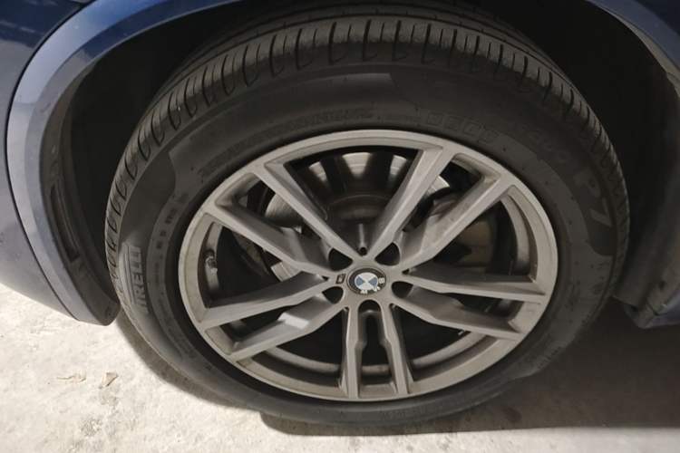 Used BMW X3 2021 xDrive28i M Sport Package Left Front Wheel Hub