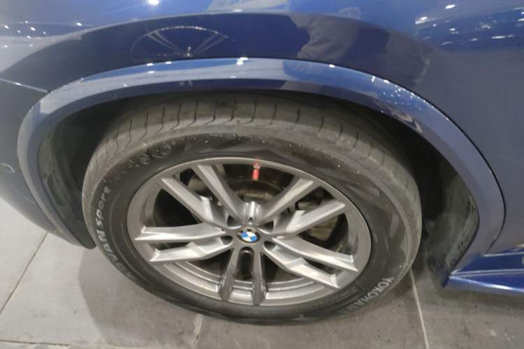 Used BMW X3 2021 xDrive28i M Sport Package Left Front Wheel Hub