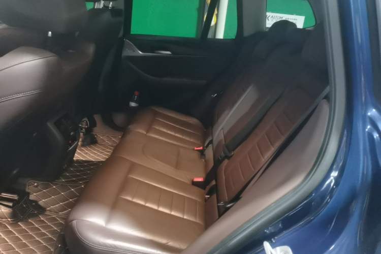 Used BMW X3 2021 xDrive28i Luxury Package Left Rear Seat