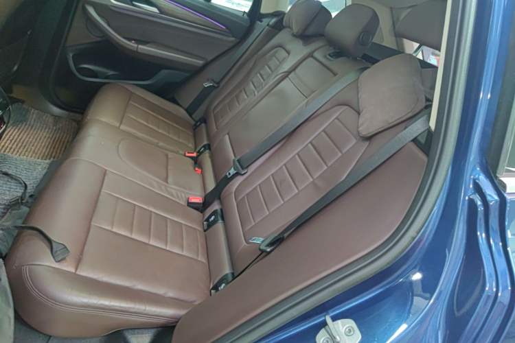 Used BMW X3 2021 xDrive28i Luxury Package Left Rear Seat