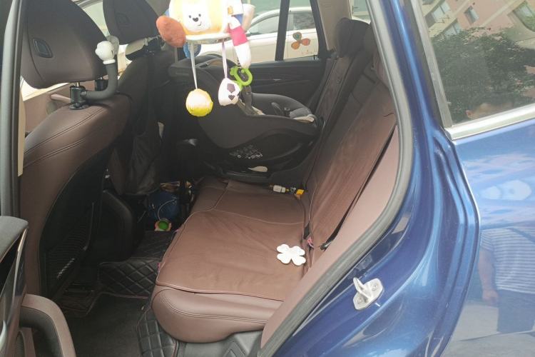 Used BMW X3 2021 xDrive25i Luxury Package Left Rear Seat