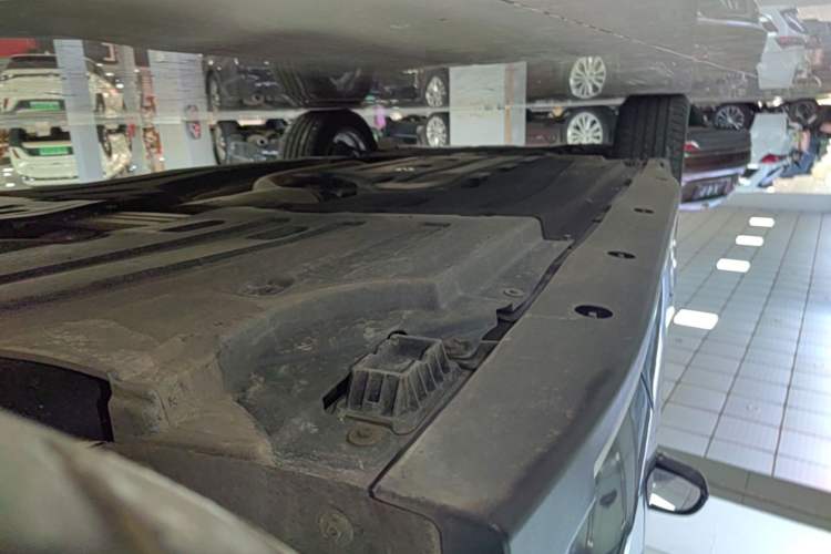 Used BMW X3 2021 xDrive28i Luxury Package Left Side Sill