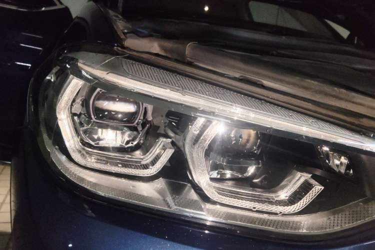 Used BMW X3 2021 Facelift xDrive25i Luxury Package Right Front Headlight