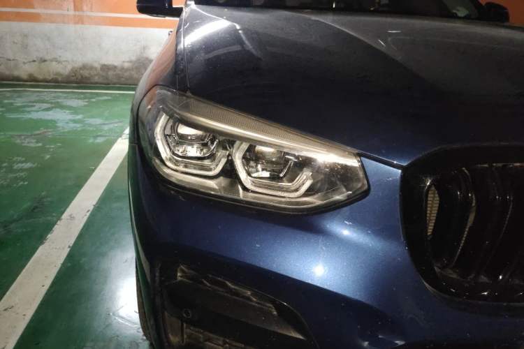 Used BMW X3 2021 xDrive30i Luxury Model with M Sport Package Right Front Headlight
