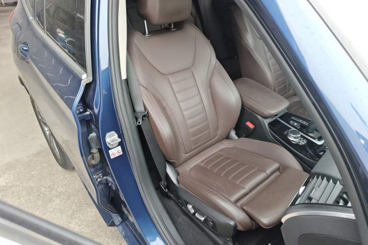 Used BMW X3 2021 xDrive28i M Sport Package Right Front Seat