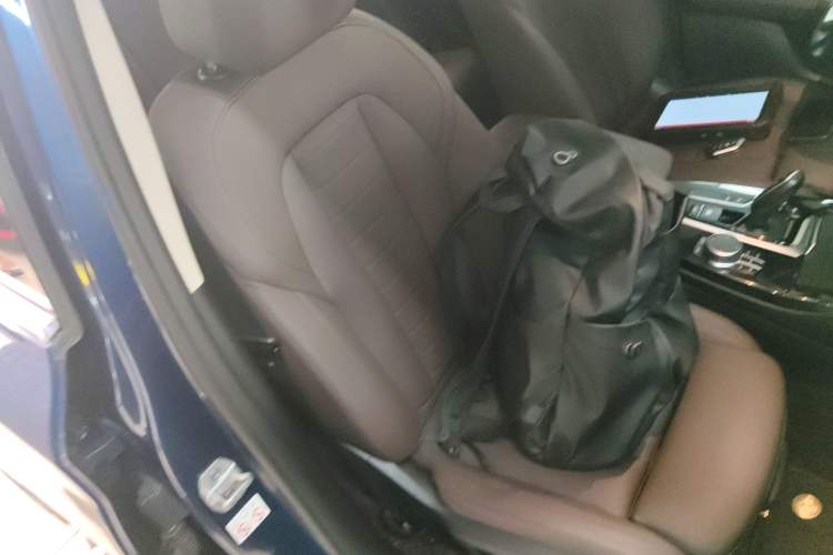 Used BMW X3 2021 xDrive25i M Sport Package Right Front Seat