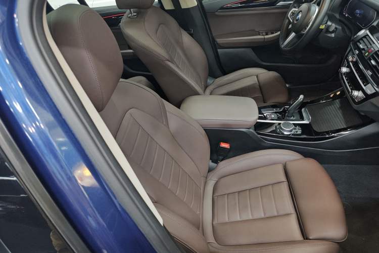 Used BMW X3 2021 xDrive25i M Sport Package Right Front Seat