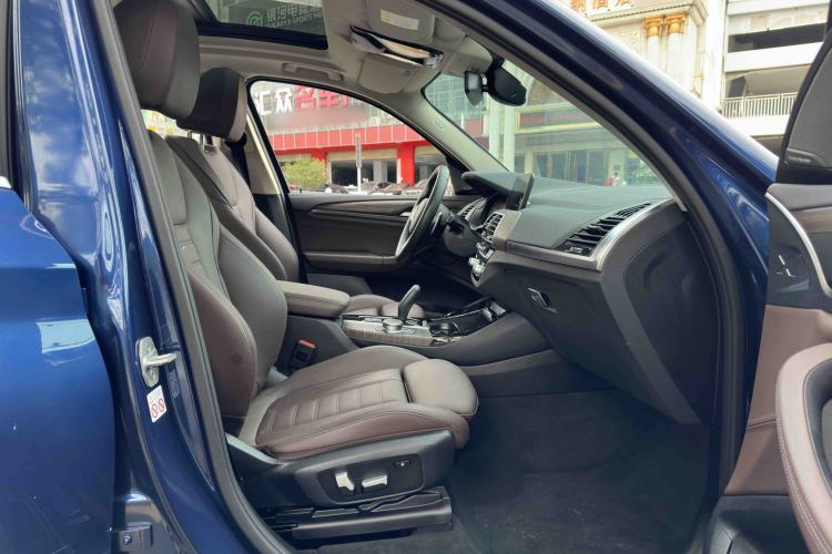 Used BMW X3 2021 xDrive28i M Sport Package Right Front Seat