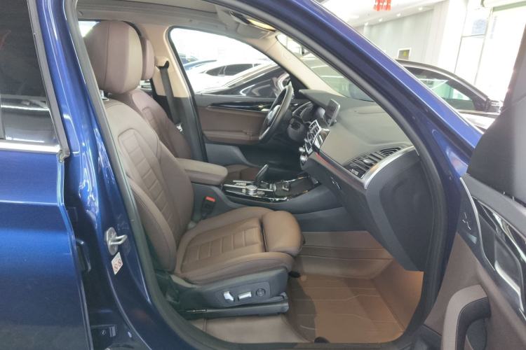 Used BMW X3 2021 xDrive25i M Sport Package Right Front Seat