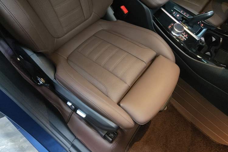 Used BMW X3 2021 Facelift xDrive28i M Sport Package Right Front Seat