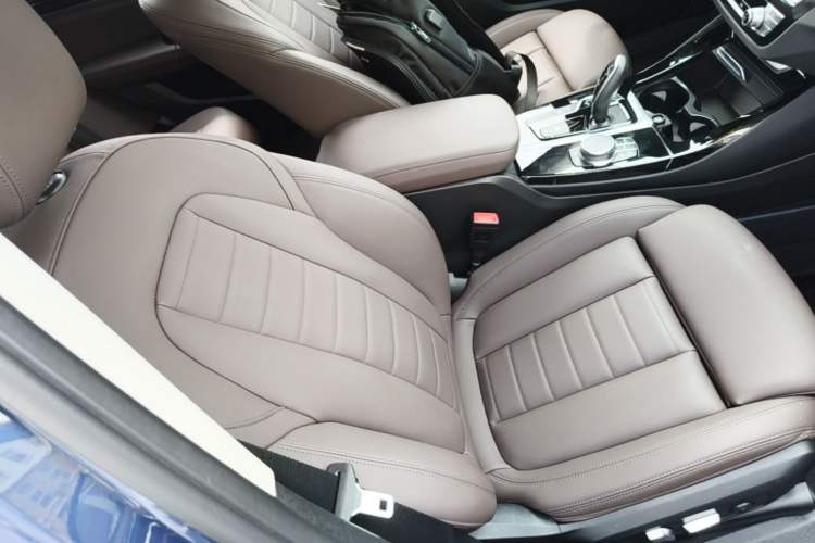 Used BMW X3 2021 xDrive25i M Sport Package Right Front Seat
