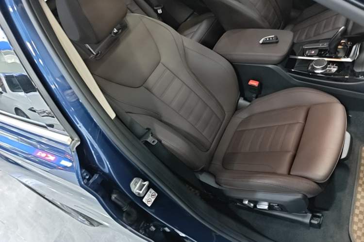 Used BMW X3 2021 xDrive28i M Sport Package Right Front Seat