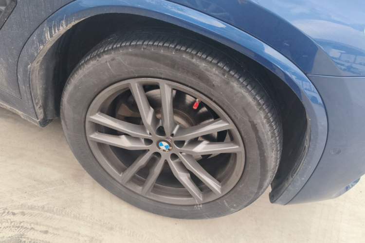 Used BMW X3 2021 xDrive28i M Sport Package Right Front Wheel Hub