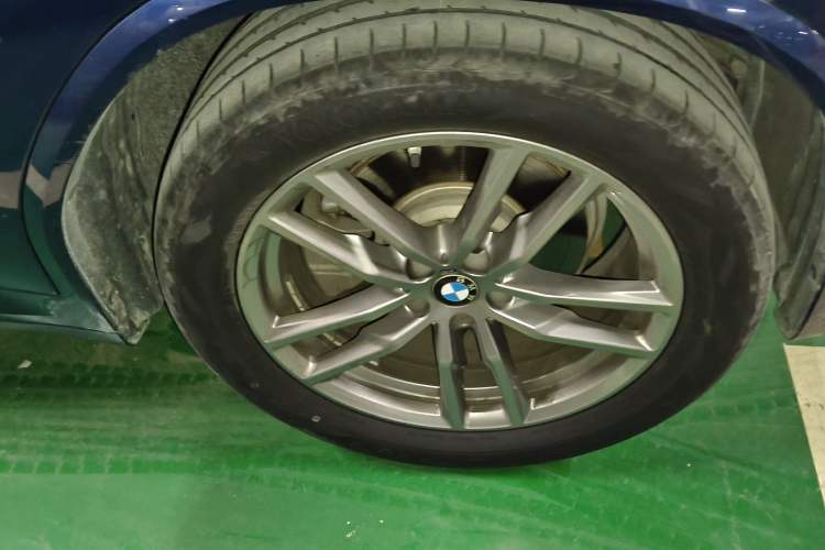 Used BMW X3 2021 Facelift xDrive28i M Sport Package Right Front Wheel Hub