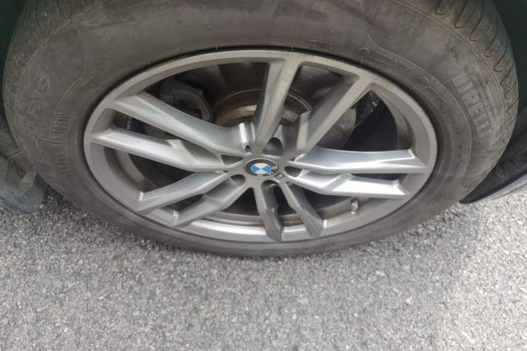 Used BMW X3 2021 xDrive28i M Sport Package Right Front Wheel Hub