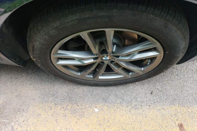 Used BMW X3 2021 xDrive28i M Sport Package Right Front Wheel Hub