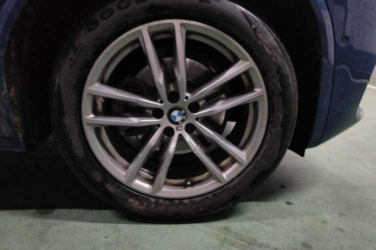 Used BMW X3 2021 xDrive28i M Sport Package Right Front Wheel Hub
