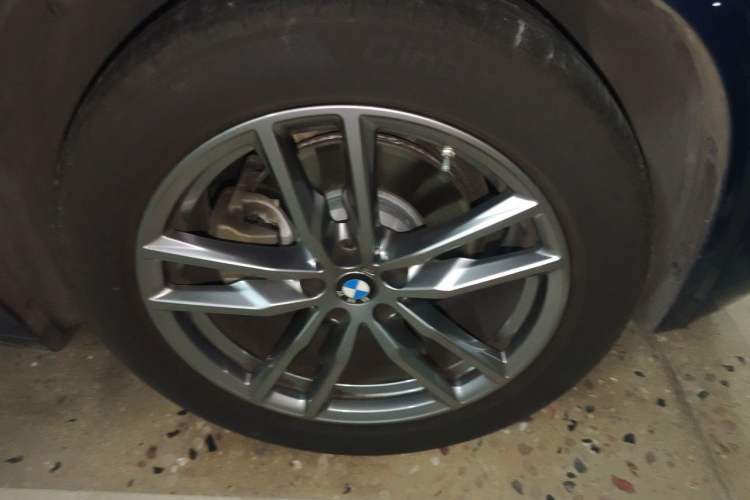 Used BMW X3 2021 xDrive28i M Sport Package Right Front Wheel Hub