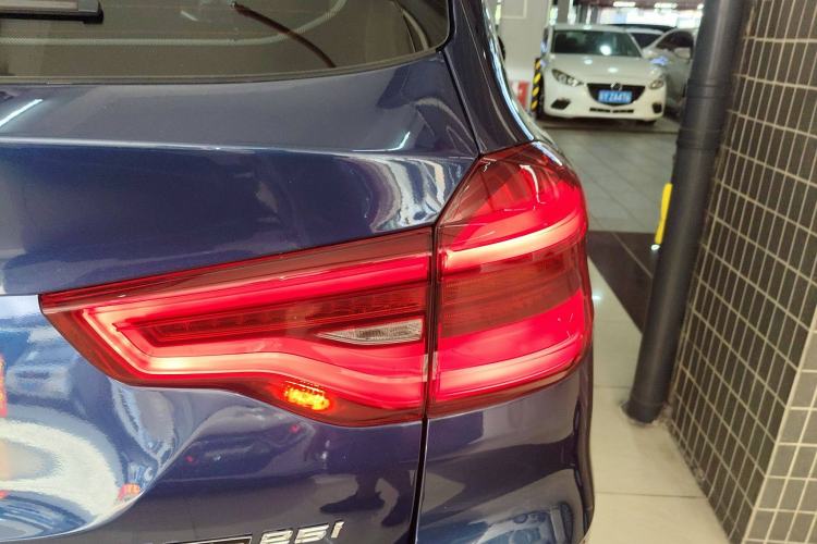 Used BMW X3 2021 xDrive25i M Sport Package Right Rear Taillight