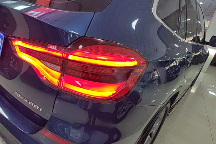 Used BMW X3 2021 xDrive28i Luxury Package Right Rear Taillight