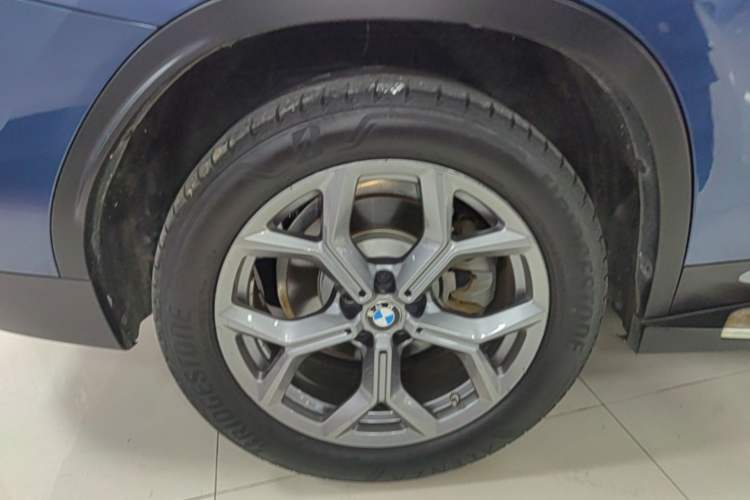 Used BMW X3 2021 xDrive28i Luxury Package Right Rear Wheel Hub