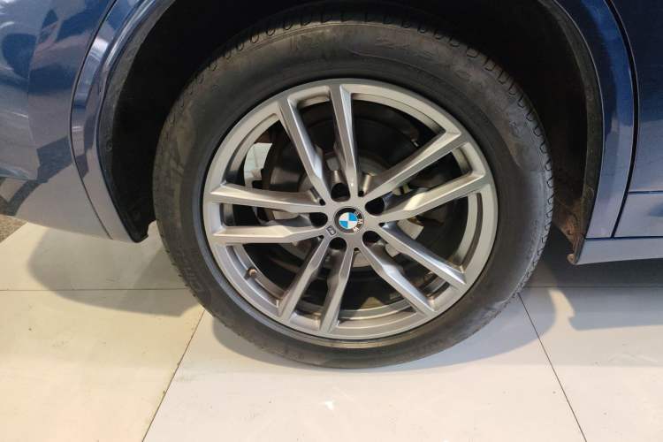 Used BMW X3 2021 xDrive25i M Sport Package Right Rear Wheel Hub