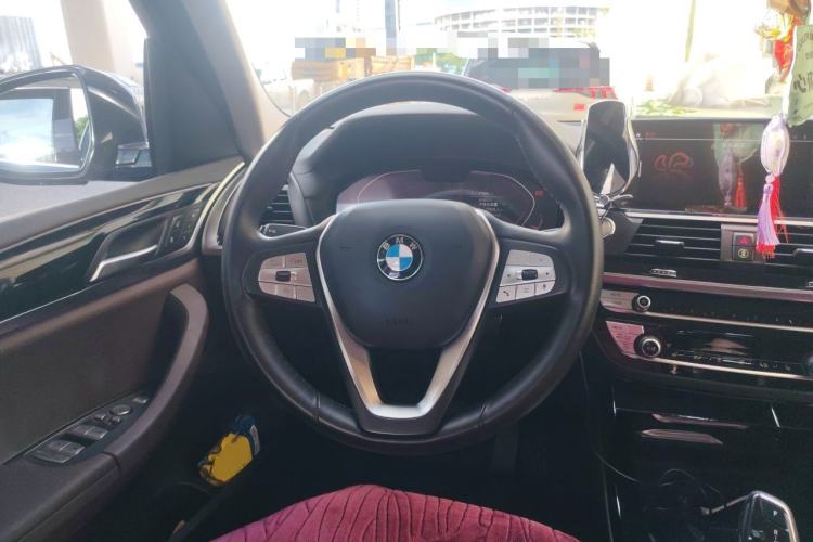Used BMW X3 2021 xDrive25i Luxury Package Steering Wheel