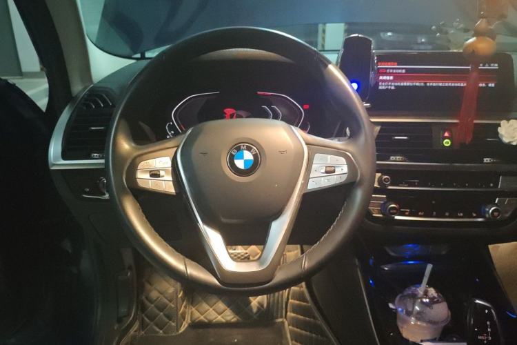Used BMW X3 2021 xDrive28i Luxury Package Steering Wheel