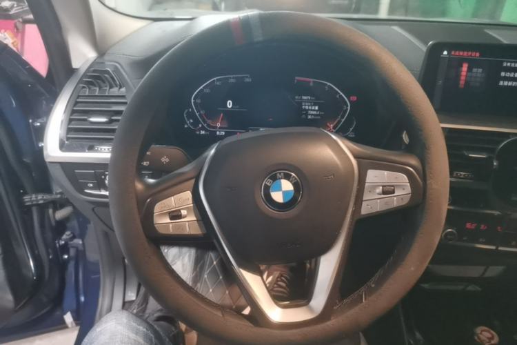 Used BMW X3 2021 xDrive28i Luxury Package Steering Wheel