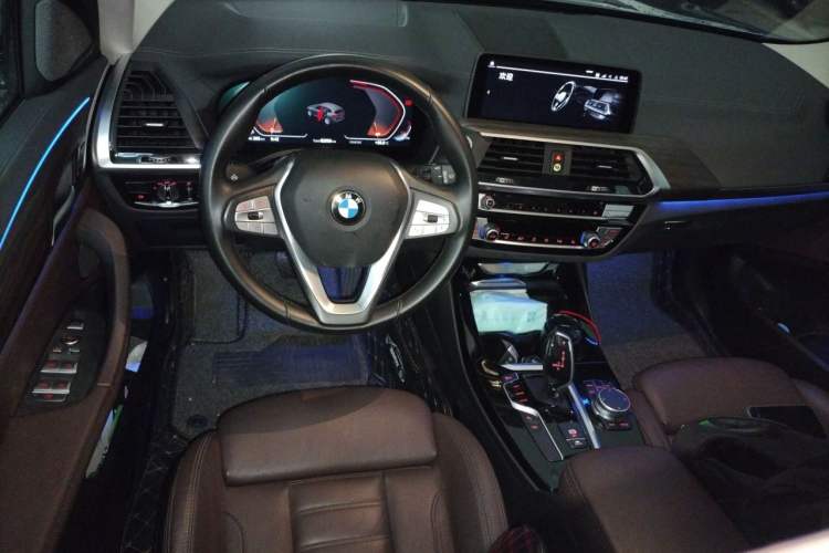 Used BMW X3 2021 xDrive28i Luxury Package Steering Wheel