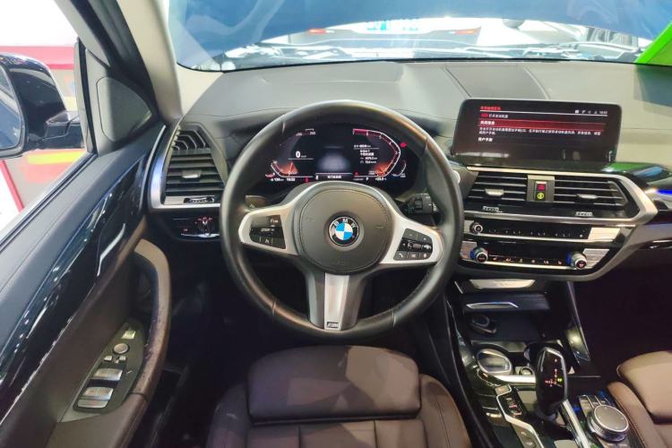 Used BMW X3 2021 xDrive25i M Sport Package Steering Wheel