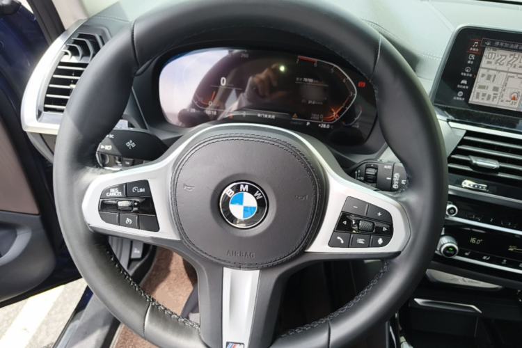 Used BMW X3 2021 xDrive25i M Sport Package Steering Wheel