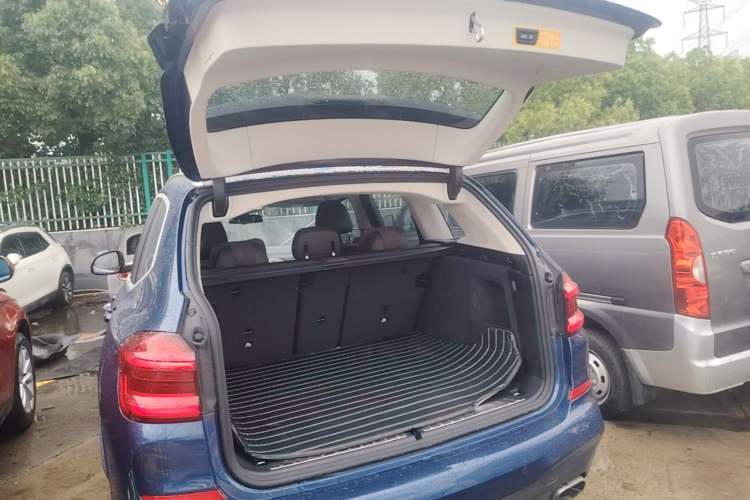 Used BMW X3 2021 xDrive28i M Sport Package Trunk