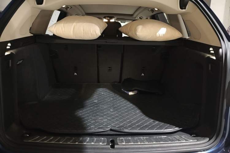 Used BMW X3 2021 xDrive28i M Sport Package Trunk
