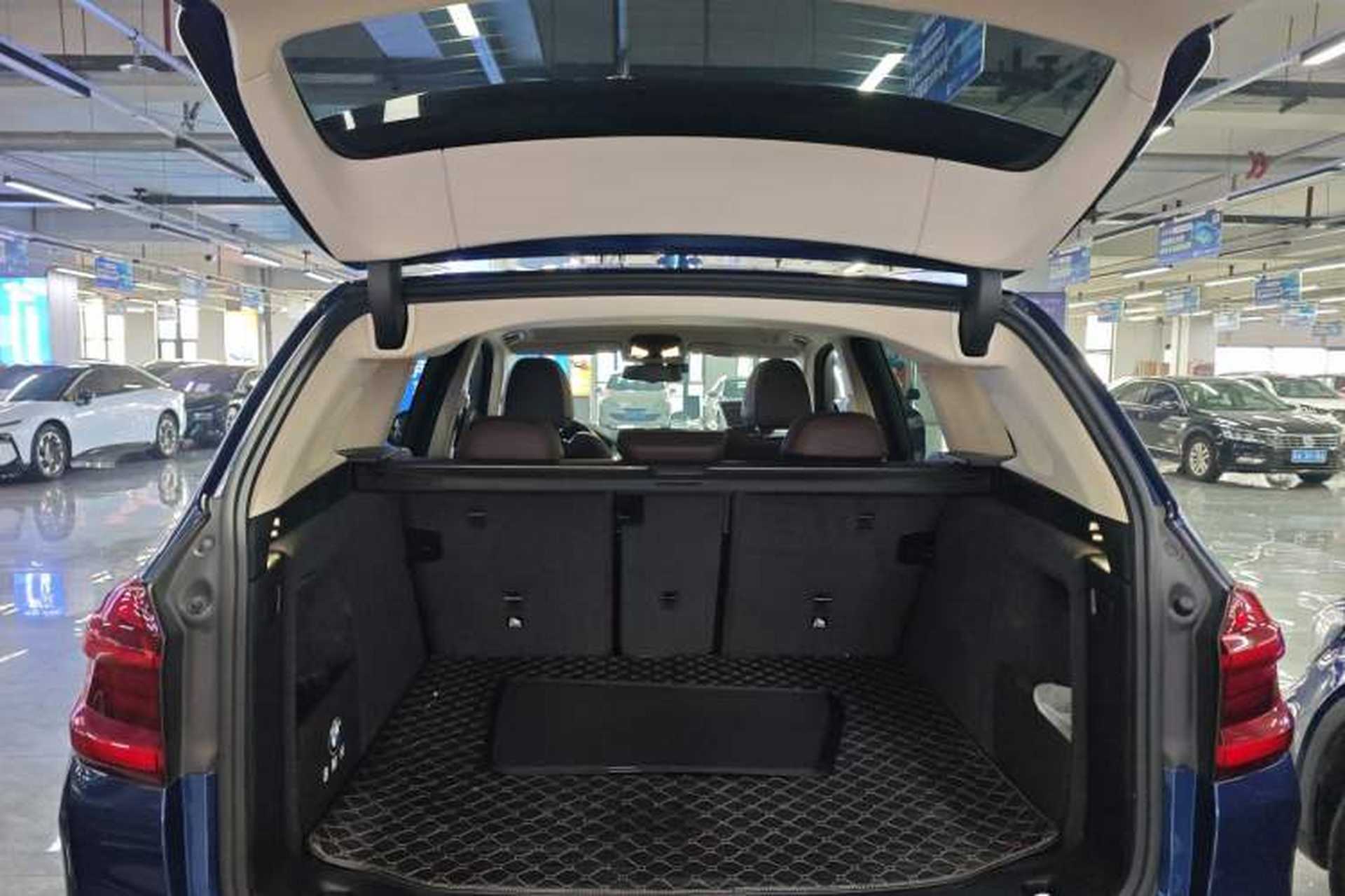 Used BMW X3 2021 xDrive28i M Sport Package Trunk