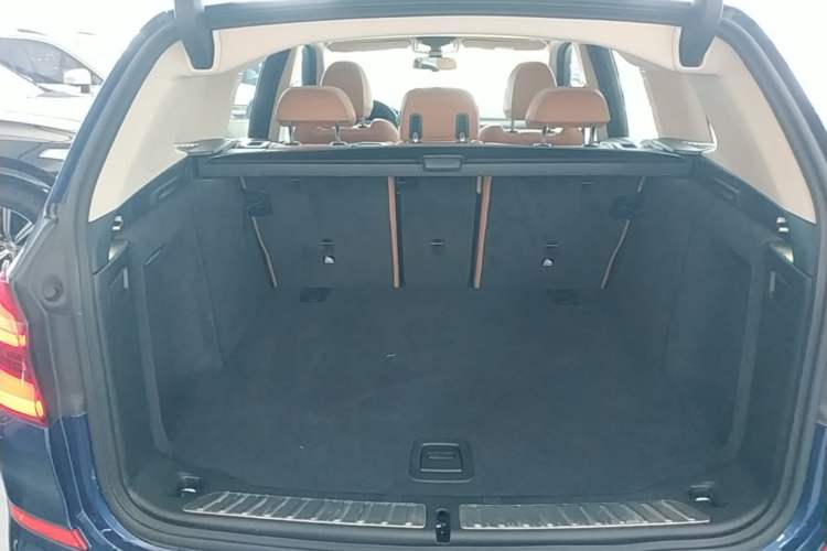 Used BMW X3 2021 xDrive28i M Sport Package Trunk