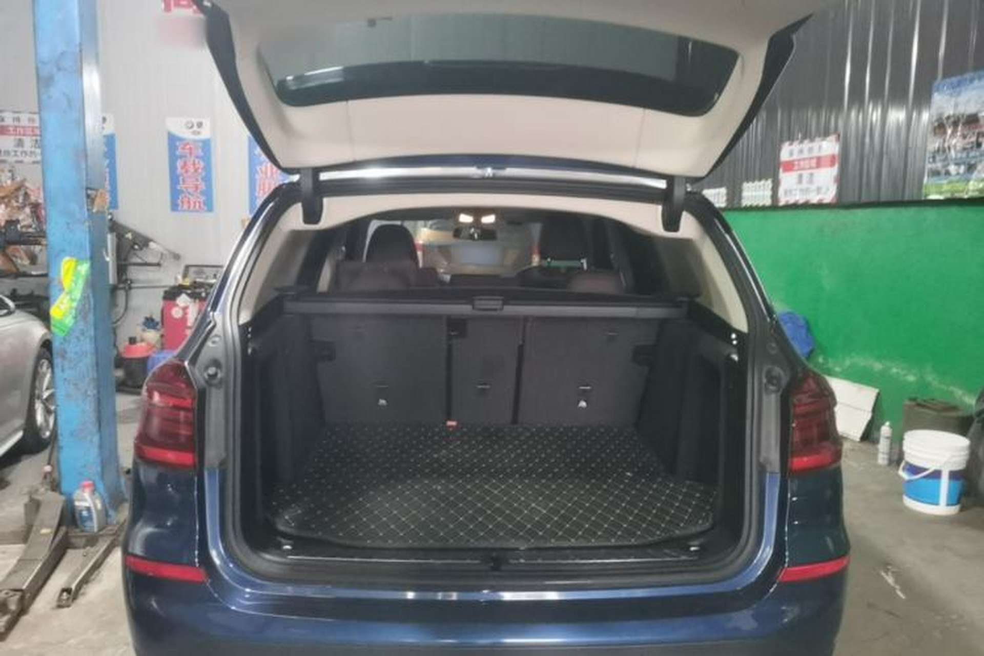 Used BMW X3 2021 xDrive28i Luxury Package Trunk
