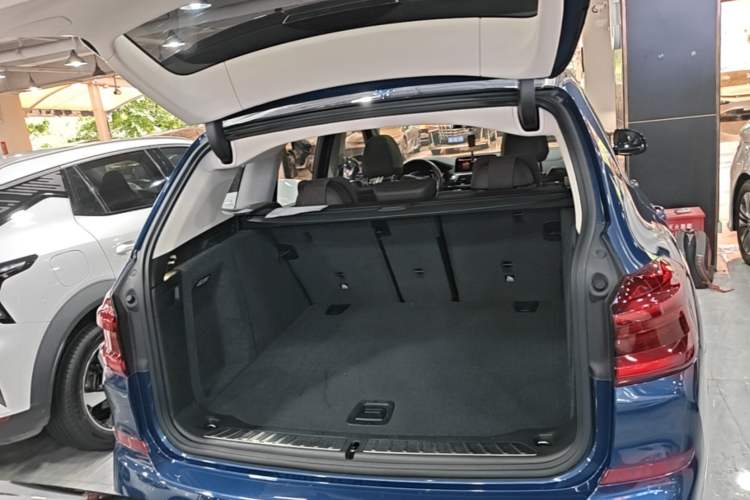 Used BMW X3 2021 xDrive28i M Sport Package Trunk
