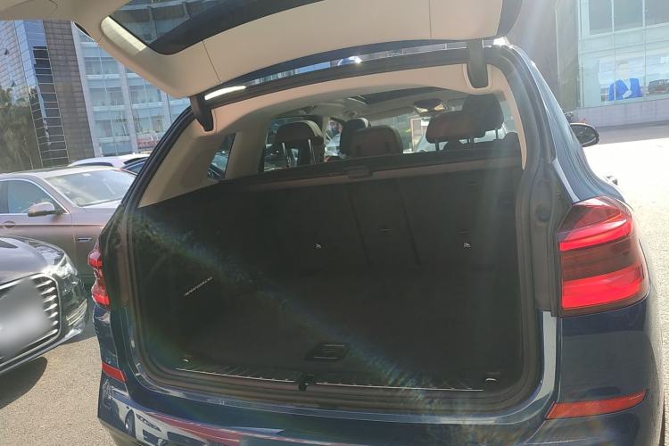 Used BMW X3 2021 xDrive30i Luxury Model with M Sport Package Trunk
