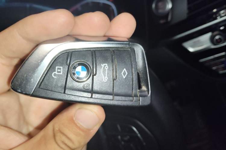 Used BMW X3 2021 xDrive25i Luxury Package Vehicle Key