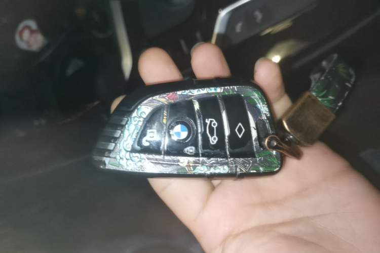 Used BMW X3 2021 xDrive28i Luxury Package Vehicle Key