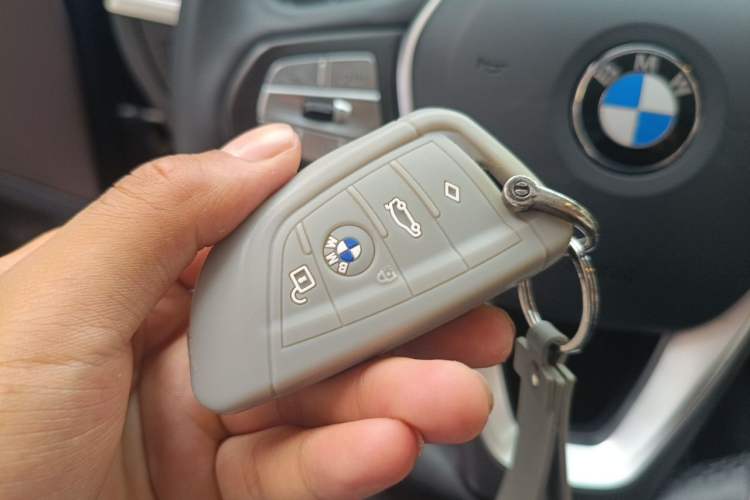 Used BMW X3 2021 xDrive25i Luxury Package Vehicle Key