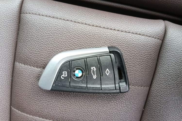 Used BMW X3 2021 xDrive25i M Sport Package Vehicle Key