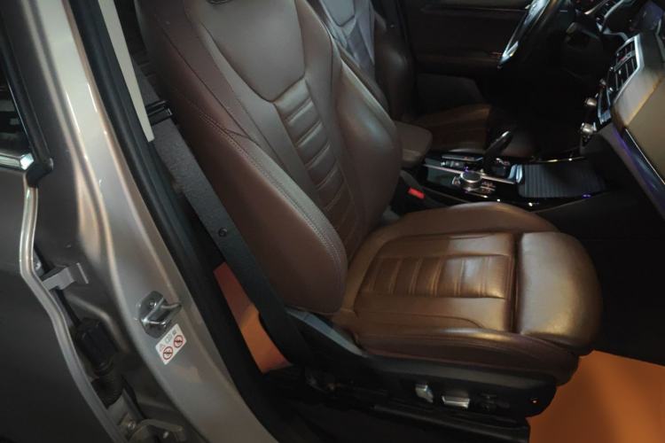Used BMW X3 2021 xDrive28i Luxury Package Right Front Seat