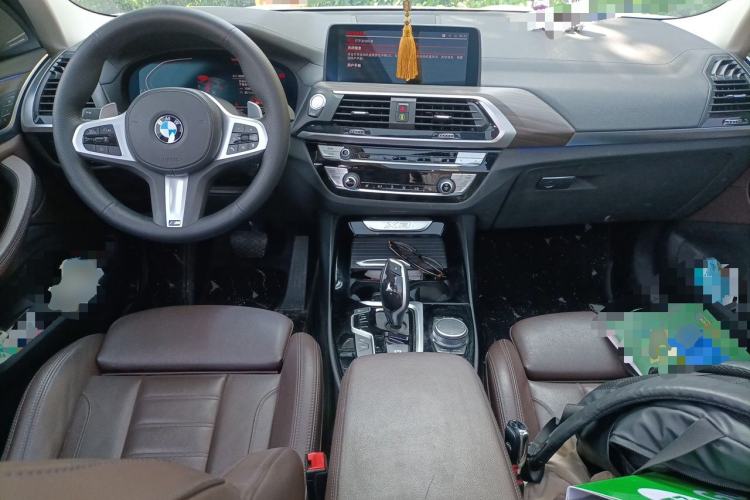 Used BMW X3 2021 xDrive28i M Sport Package Center Console