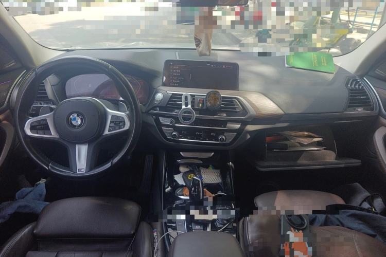 Used BMW X3 2021 xDrive28i M Sport Package Center Console