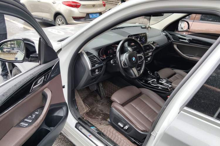 Used BMW X3 2021 xDrive25i M Sport Package Driver Seat