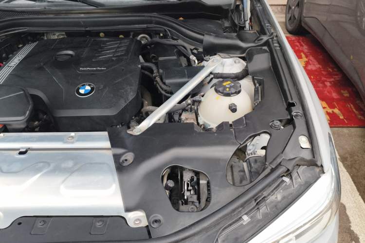 Used BMW X3 2021 xDrive25i M Sport Package Engine Bay Left
